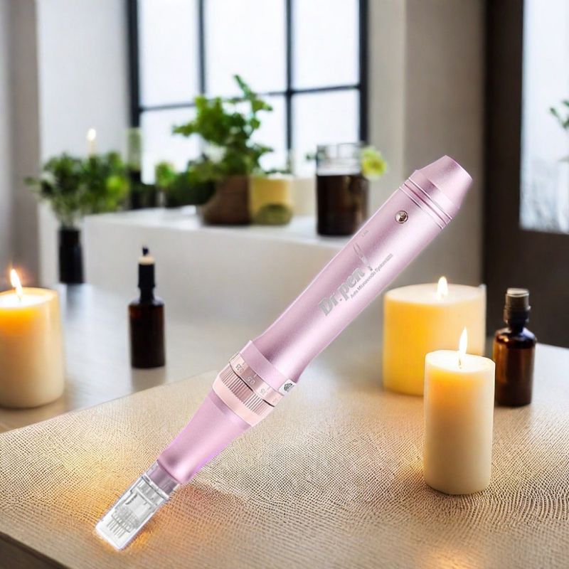 CE M7 Microneedle System Electric Derma Pen per il ringiovanimento del corpo, del viso, delle labbra e degli occhi