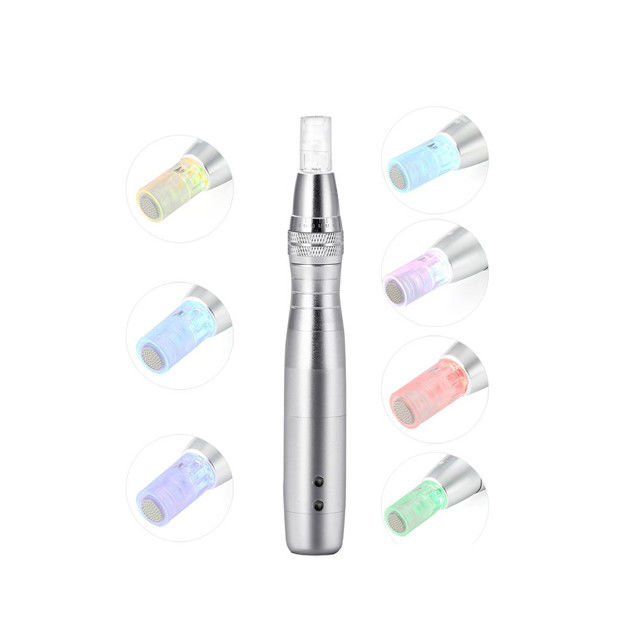 Color corporeo argento 7 colori LED Photon Electric Derma Pen per la funzione di ringiovanimento della pelle