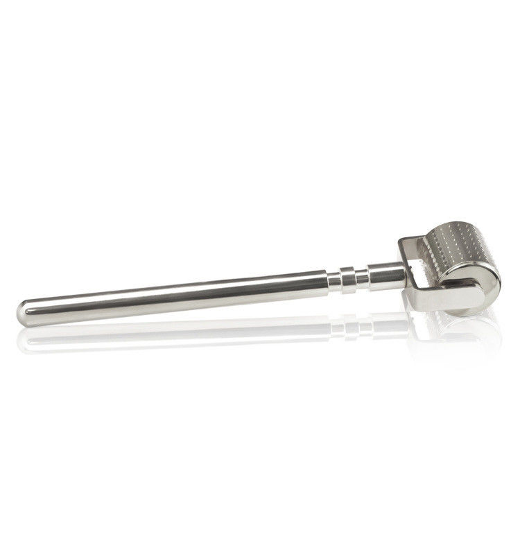 Il più recente Home Metal Gold Silver Derma Roller con 192 Aghi in Titanio per la crescita della barba