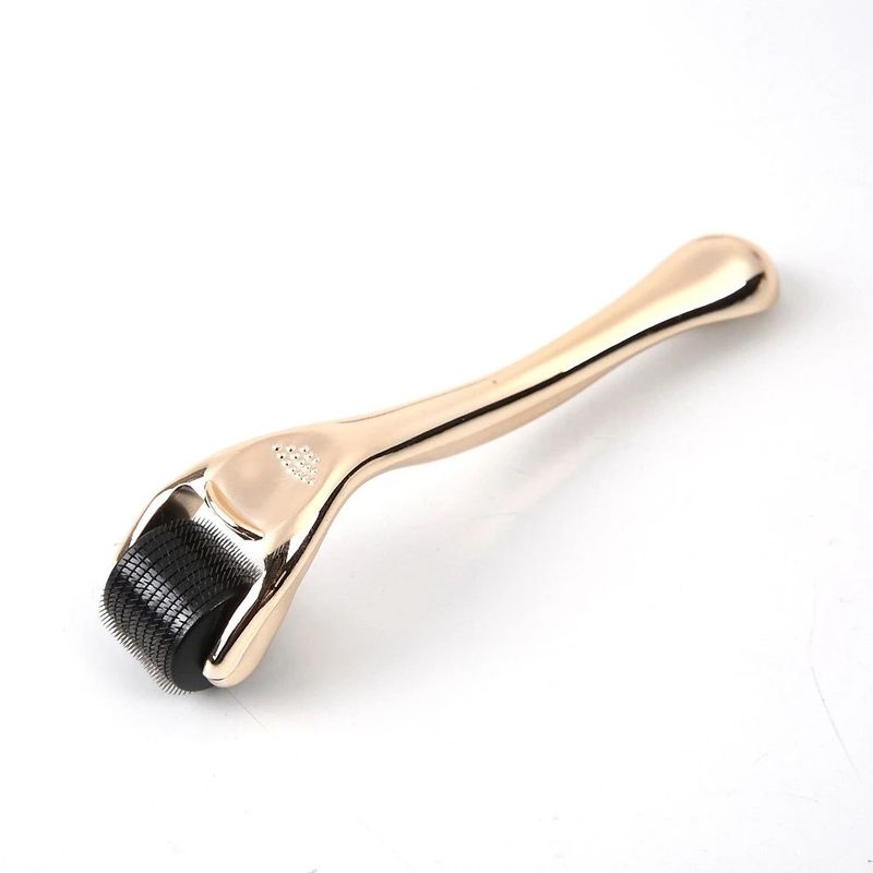 Home NO Plug Type 540-pin Derma Roller con maniglie di colore oro Ringiovanimento della pelle